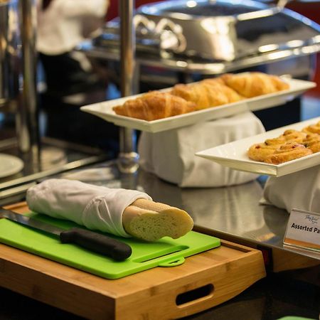 Patra Bandung Hotel Zewnętrze zdjęcie