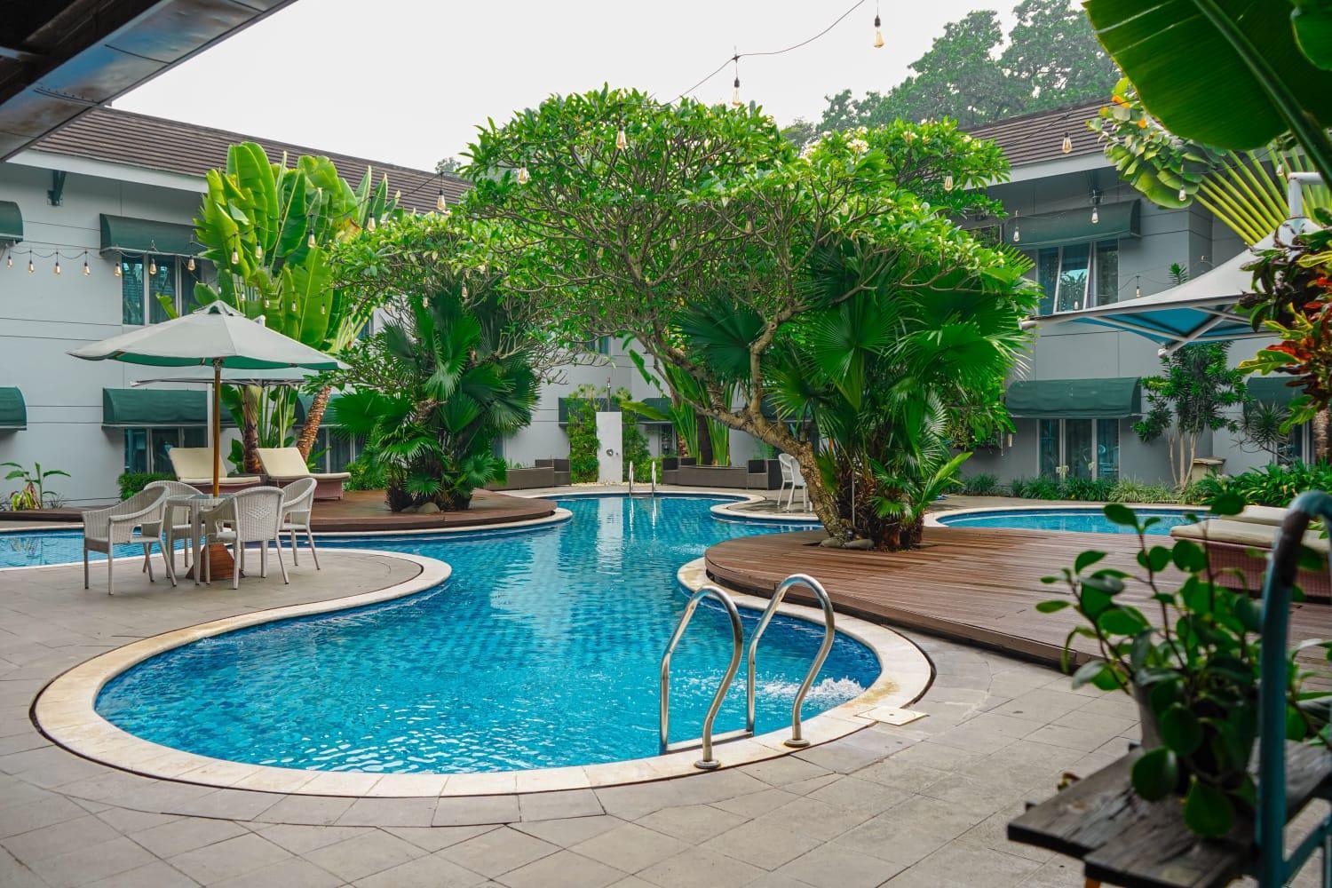 Patra Bandung Hotel Zewnętrze zdjęcie