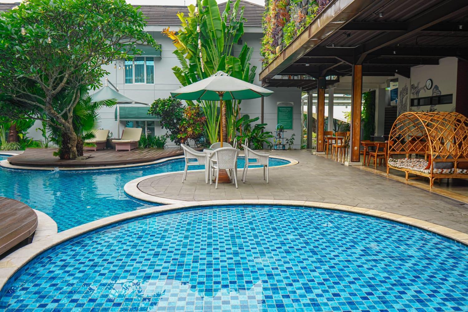 Patra Bandung Hotel Zewnętrze zdjęcie