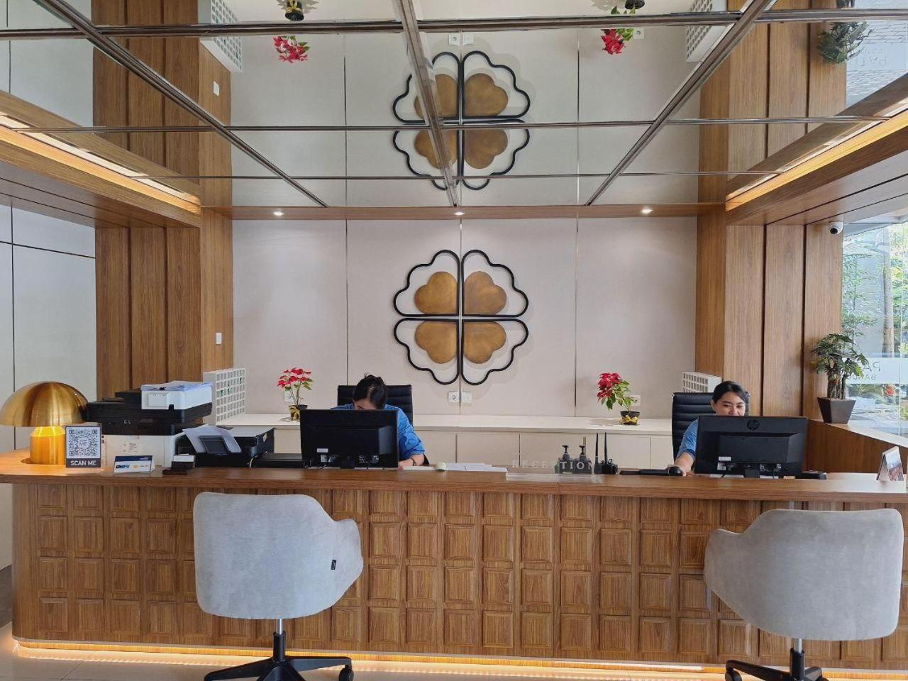 Patra Bandung Hotel Zewnętrze zdjęcie