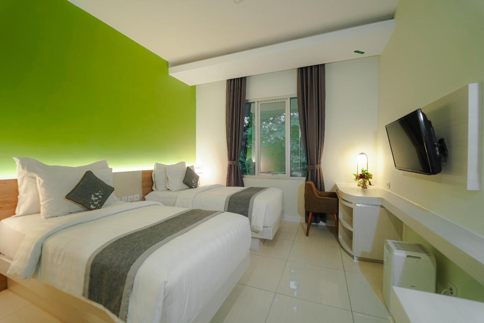 Patra Bandung Hotel Zewnętrze zdjęcie