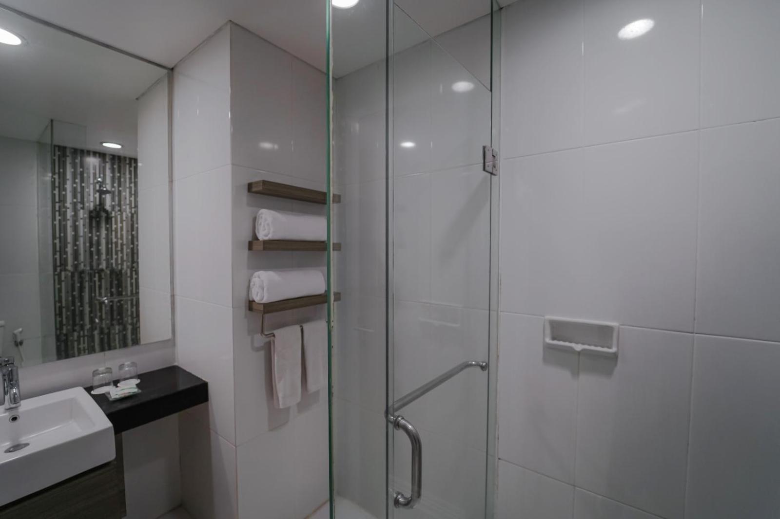 Patra Bandung Hotel Zewnętrze zdjęcie