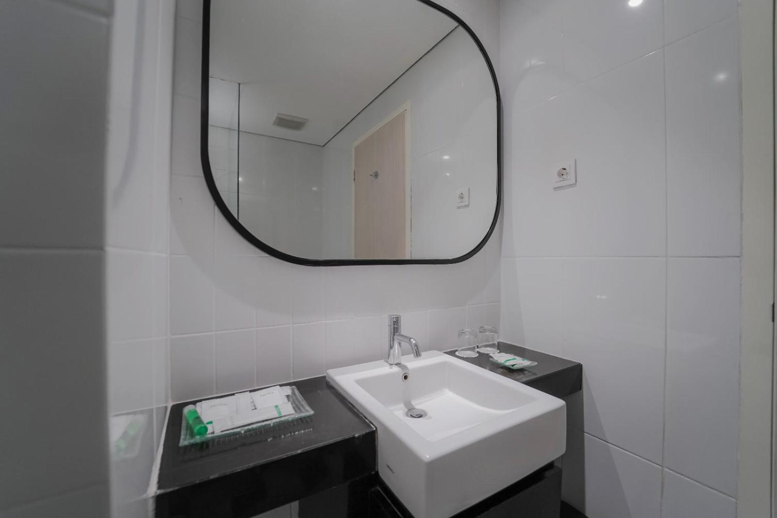 Patra Bandung Hotel Zewnętrze zdjęcie