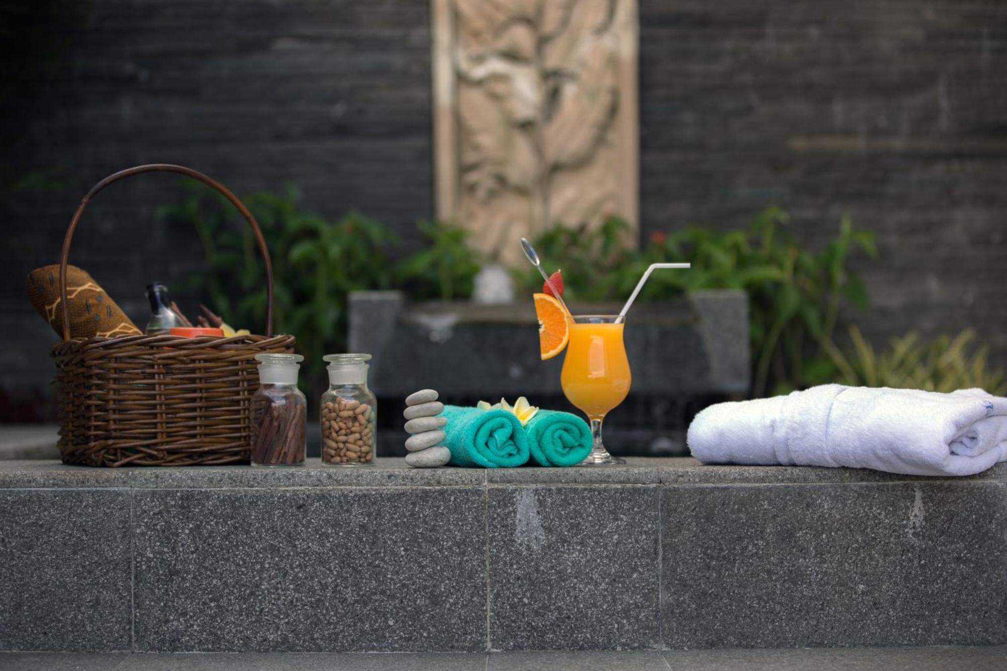 Patra Bandung Hotel Zewnętrze zdjęcie