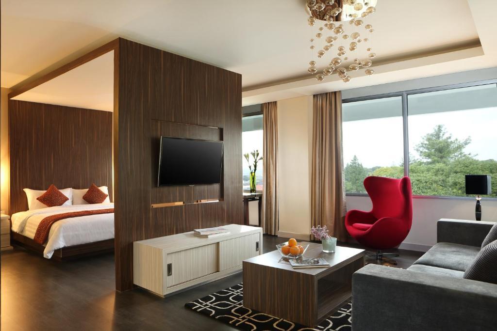 Patra Bandung Hotel Zewnętrze zdjęcie