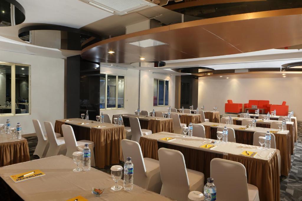 Patra Bandung Hotel Zewnętrze zdjęcie